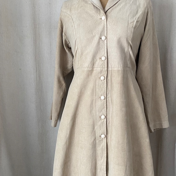 Vintage 1960’s / 70’s Light Tan Suede Duster Button Front Long Sleeve Dress / Jacket
