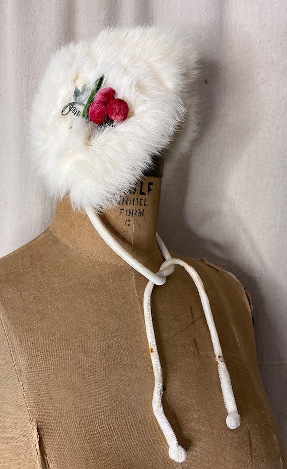 Vintage 1930’s / 40’s Children’s Fur Hat Cuddle C… - image 4