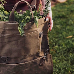 Waxed Canvas vintage style Foraging and Harvest Bag; removable inner cotton bag