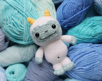 Yo-Yo the Yeti, PATTERN ONLY, Crochet Pattern, Amigurimi Pattern