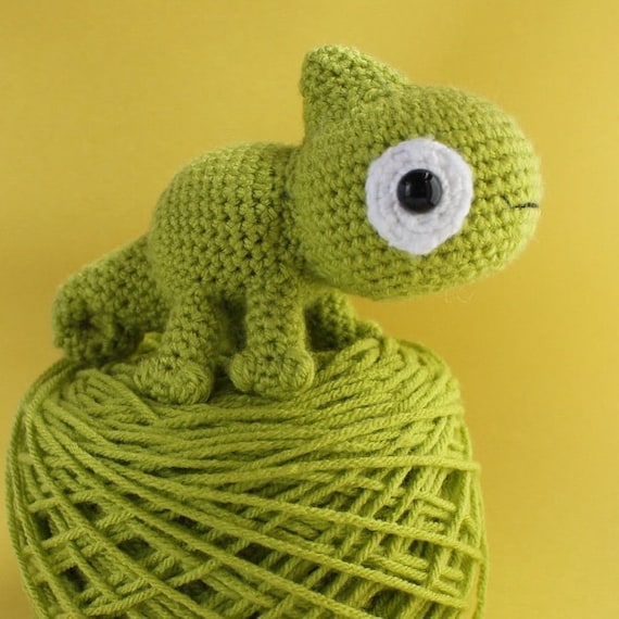 Amigurumi Crochet Toy Kiwi Free Pattern Amigurumi Crochet Toy Kiwi Free Pattern