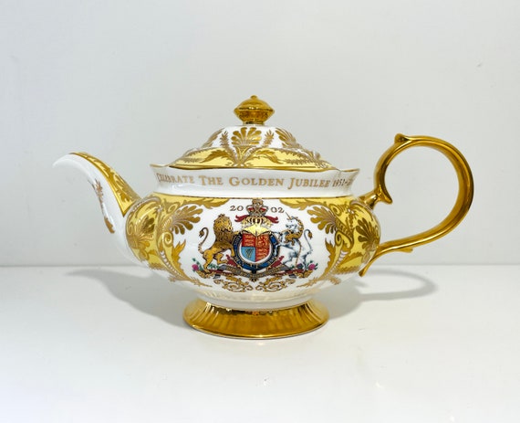 Buckingham Palace Teapot, Queen Elizabeth II Golden Jubilee