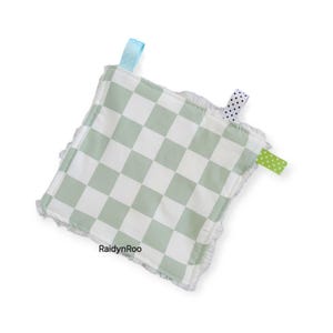 Baby Crinkle Toy, Baggy Blanket, Baby Lovey, Noisy Blanket, Sensory Lovey, Baby Shower Gift