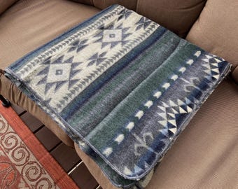 Queen Wool Throw Blanket, Alpaca Wool Blanket, Alpaca Blanket from Ecuador, REVERSIBLE, gray blanket