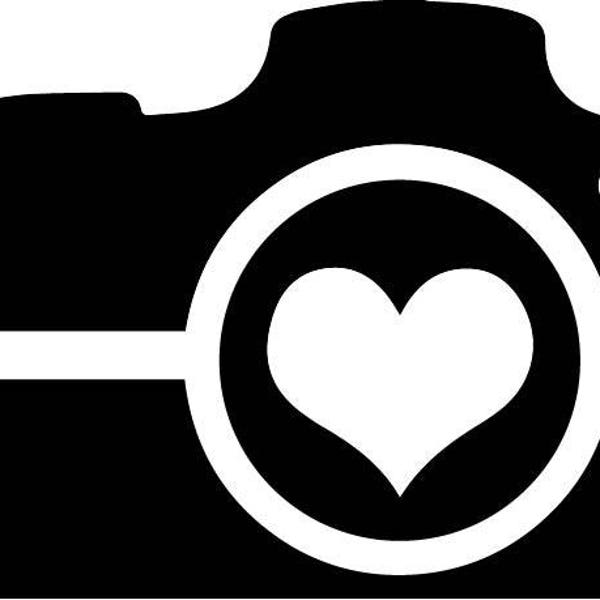 Camera with a heart in the lens svg cut file