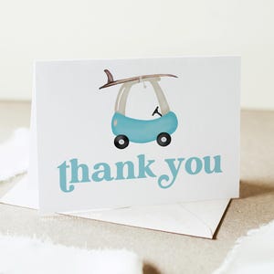 Modèle de carte de remerciement sur le thème du surf, bébé à bord, le grand anniversaire, imprimable, garçon, plage, templett