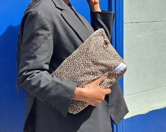 Pochette XL imprimée léopard