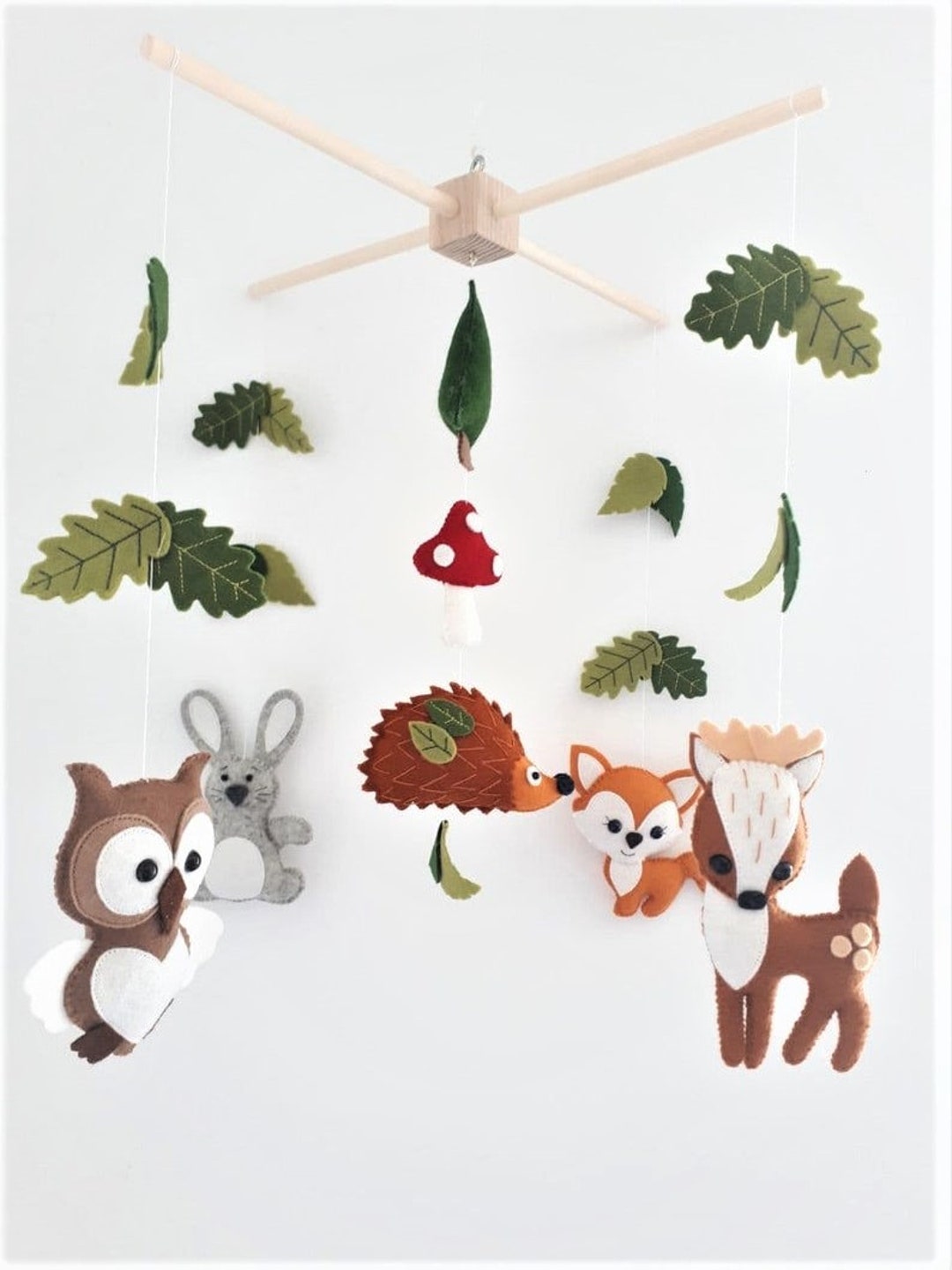 Baby Mobile forest Animals. Baby Mobile, Baby Shower Gift, New Baby