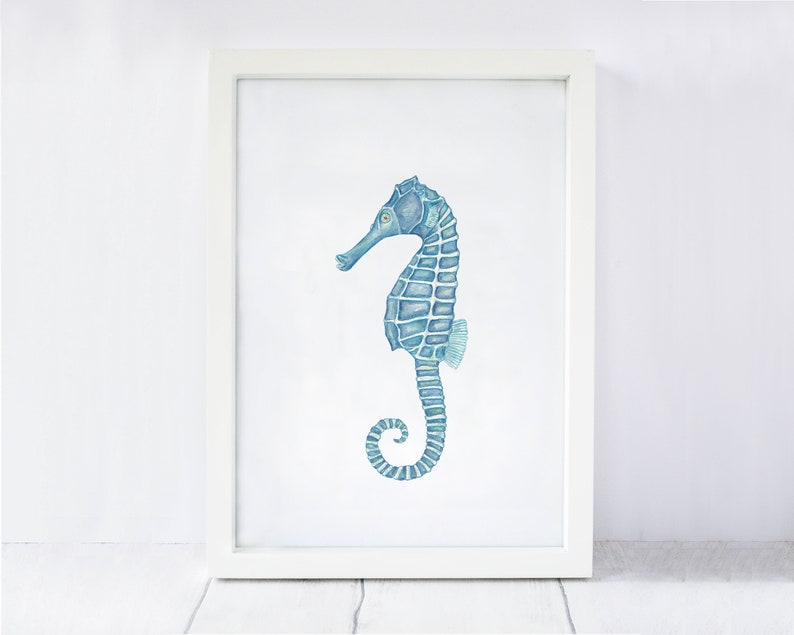 Watercolour sea horse art print, sea horse art, beach house decor, beach house art, coastal home wall art, animal print, A5/A4/A3 afbeelding 3