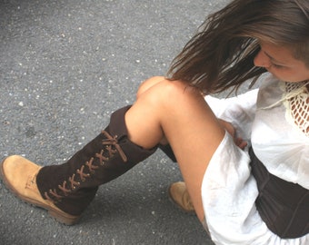 Brown suede lace-up gaiters with turn-ups