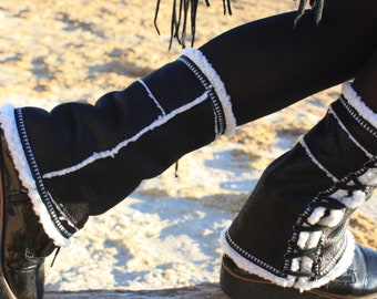 Mini black skai gaiters lined with faux sheepskin