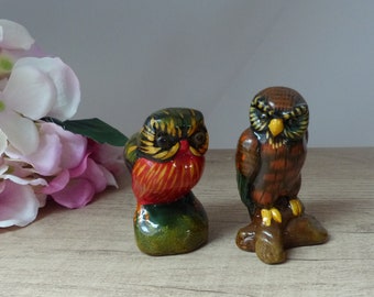 Couple of old owl figurines, two painted terracotta owl figurines, colorful owl set, vintage ceramic owl duo