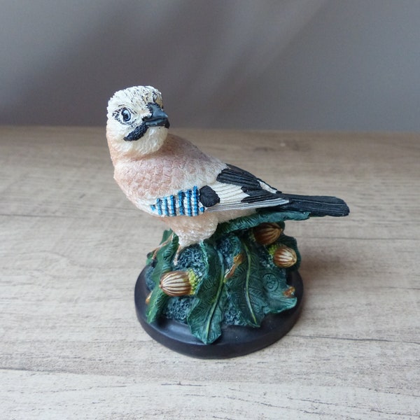 La collection Country Bird par Andy Pearce « le Geai » Statuette oiseau collection résine