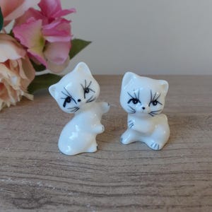Paire De Figurines Chatons En Porcelaine – Miniature Vintage Gris Et Blanc