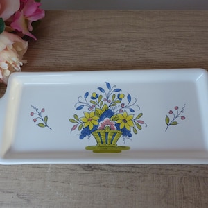 Rectangular ceramic cake plate – Rouen design with hand-painted flower basket