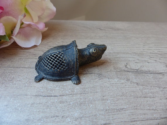 Figurine tortue sculptée en métal, cadeau tortue porte bonheur