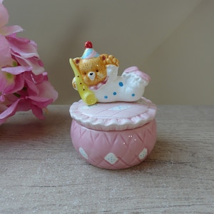 Petite boite à bijoux rose en céramique motif ourson, boite à bijoux ours musicien anniversaire fête décoration chambre d'enfant cadeau bébé