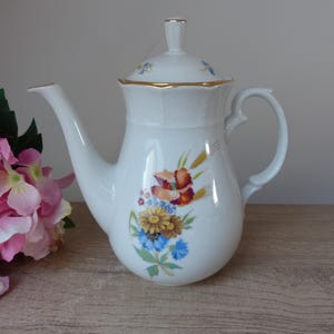 Antique fine porcelain Thun coffee pot made in Czechoslovakia with floral decoration, Boho style coffee pot, Retro vintage floral coffee pot