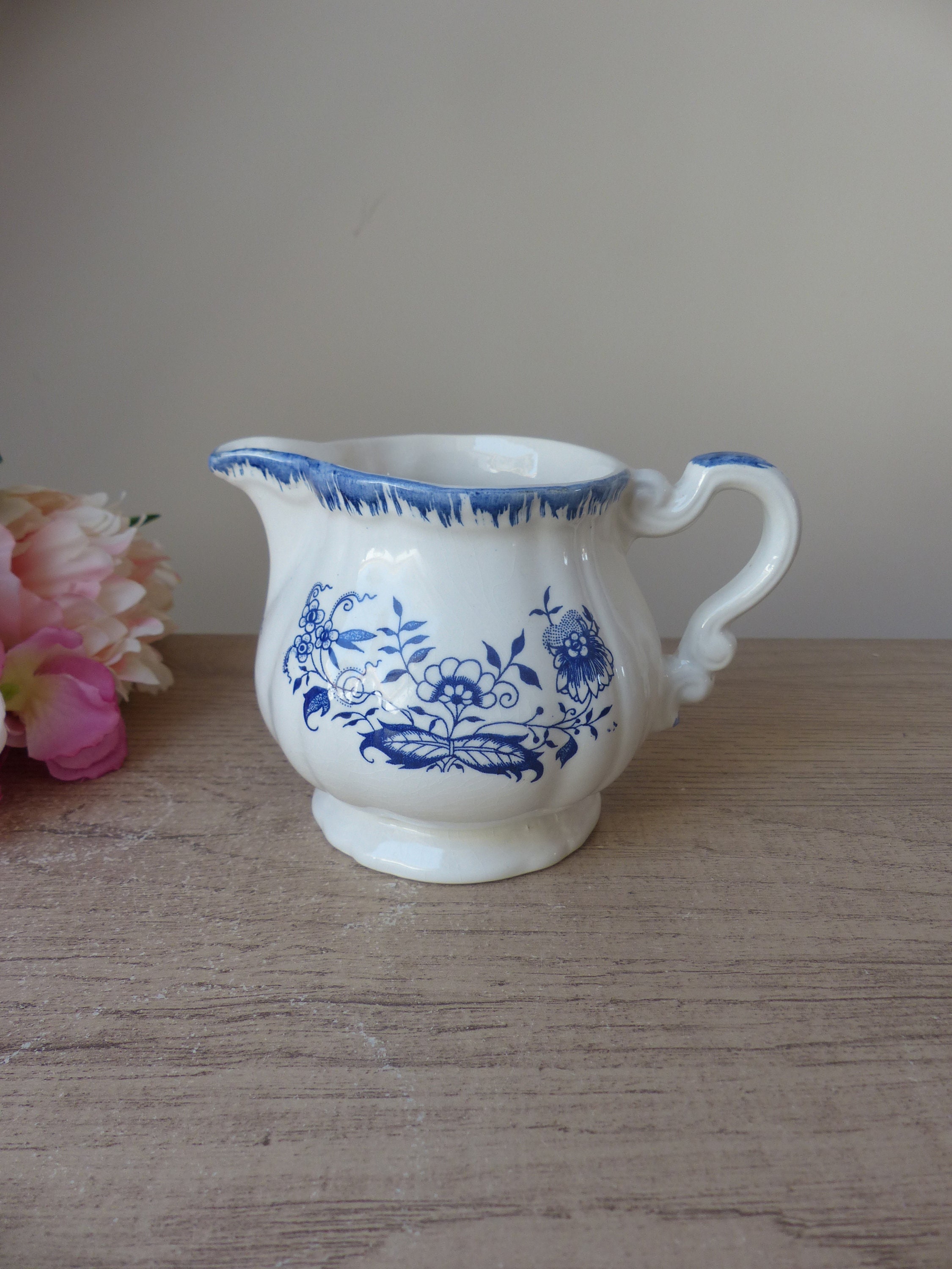 PETIT POT À lait en tôle émaillée bleu avec couvercle EUR 8,00