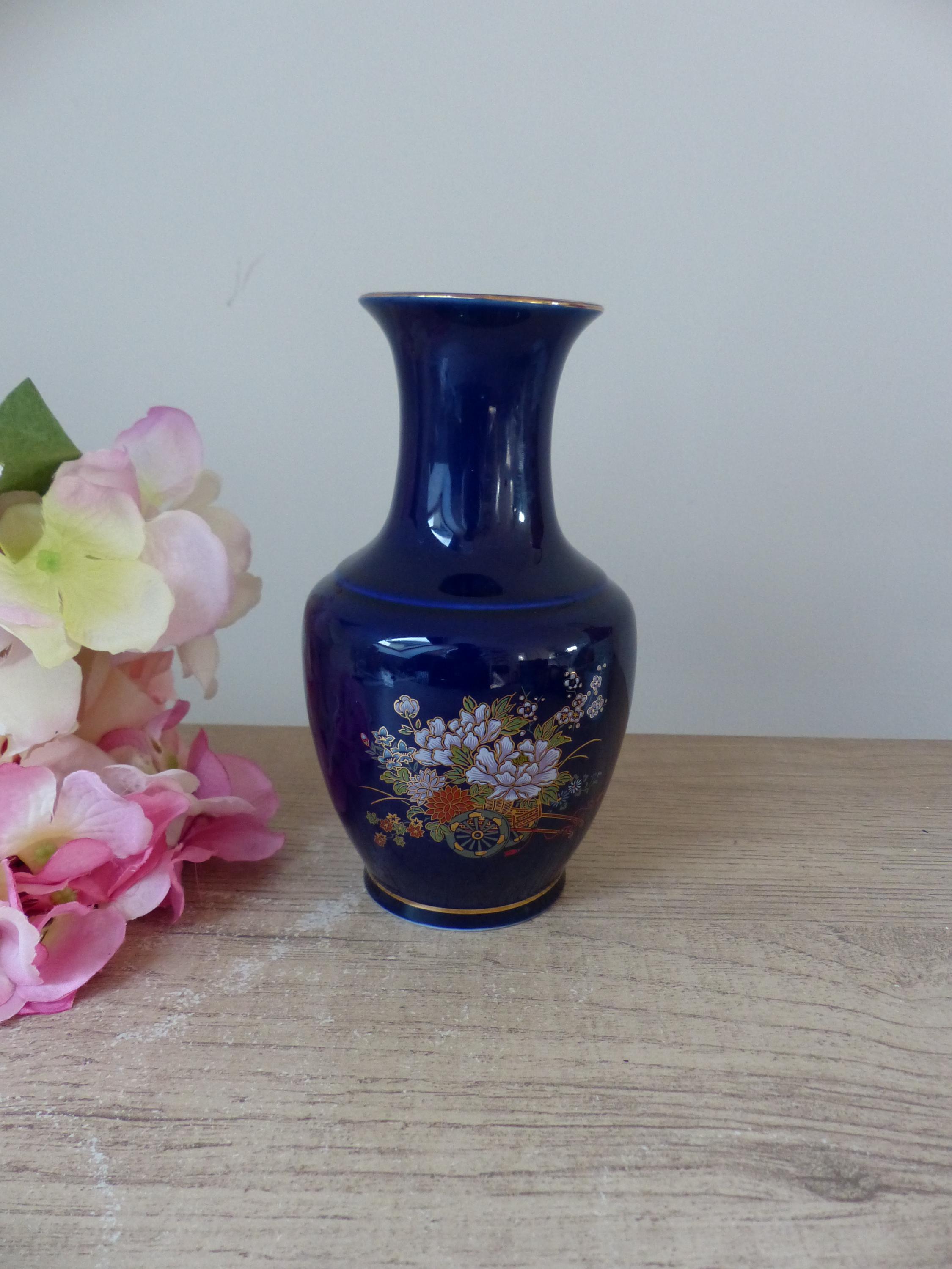 Small Japanese style cobalt blue vase with flower cart motif, interior home decoration abundance, wealth, luck, gift