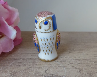 Blue, red and gold porcelain owl figurine collection The Franklin Mint 1988