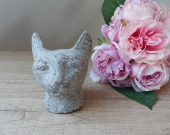 Reconstituted stone cat head sculpture, stone cat figurine paperweight, Vintage cat decoration collection