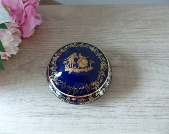 Boite à bijoux ronde bleue cobalt en porcelaine de Limoges, petite bonbonnière bleue romantique décor galand France, Cadeau