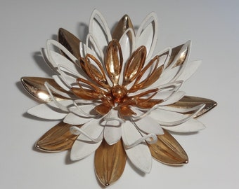 Vintage Silver Tone Cluster Carnation Brown Flower Rhinestone Pin Brooch Broach 