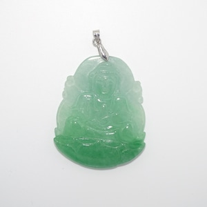 Beautiful carved Guan Yin Jadeite Pendant