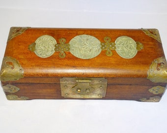Vintage beautiful Oriental Chinese wooden jewellery box with three carved jade inserts and engraved brass fittings