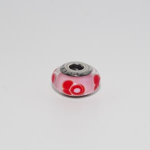 Beautiful genuine 925 Sterling Silver Pandora Pink Flower Murano glass charm- Boxed