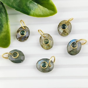 Labradorite Oval Charms, Labradorite Pendant With Moss Agate Charm, Inlay Charms, Silver Pendant, Labradorite Silver Pendant, Selling Per Pc