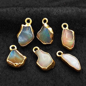 Fine Quality Ethiopian Opal Charms/Natural Iridescent Gemstone Pendant/Raw Opal Electroplated Pendant/Fire Opal Charm/Jewelry Making/Per Pcs