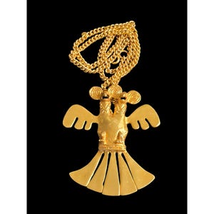 Alva Museum Pendant - Etsy