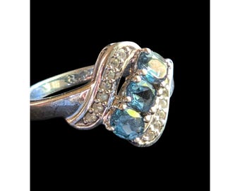 Anel de prata esterlina com topázio azul transparente TGGC, tamanho 7,5.