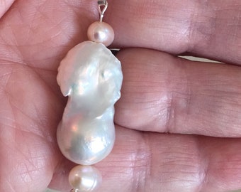 Pearl Pendant with matching Cultured Pearl Earrings