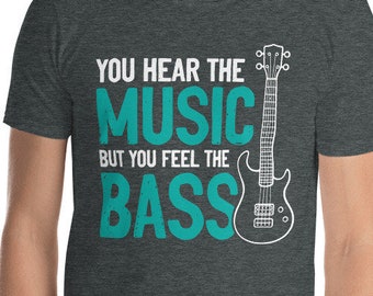 Grappige bassist hoor je de muziek, maar je voelt de basmuzikant band jam cadeau T-shirt