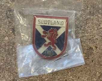 pin/badges scotland spain flags football memorabilia. pin/badges scotland spain flags football memorabilia.