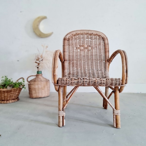 Fauteuil en rotin ancien - enfant vintage rétro bohème / rattan wicker kid armchair furniture / bohemian deco french furniture