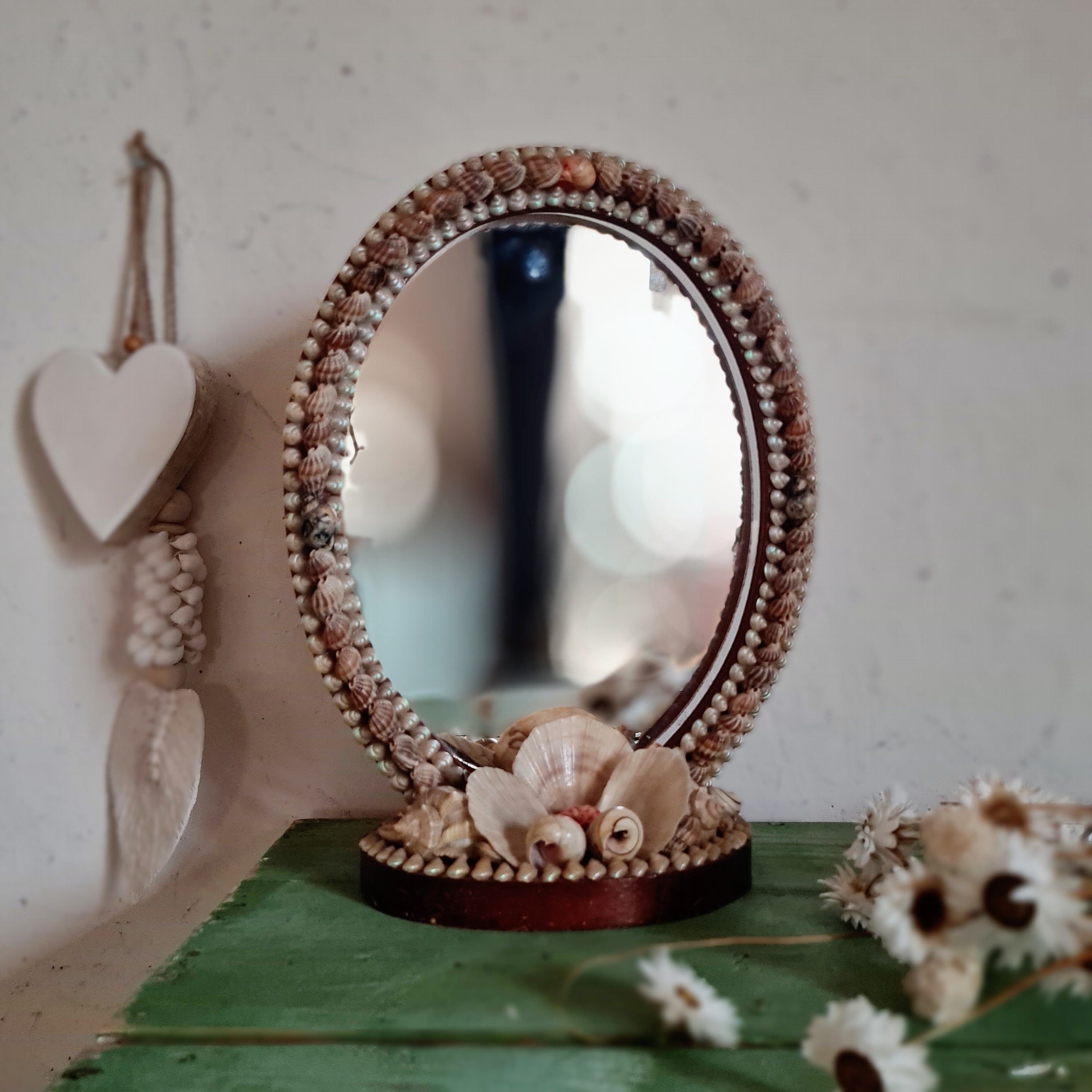 Miroir Ancien en Coquillages - Petit Miroir Vintage Miroir Bois et Ovale Déco Poétique Factory Vinta