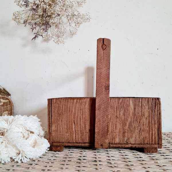 Caisse à outils en bois ancienne - Boîte en bois vintage - Brocante en ligne - Boîte rustique et authentique - Factory Vintage