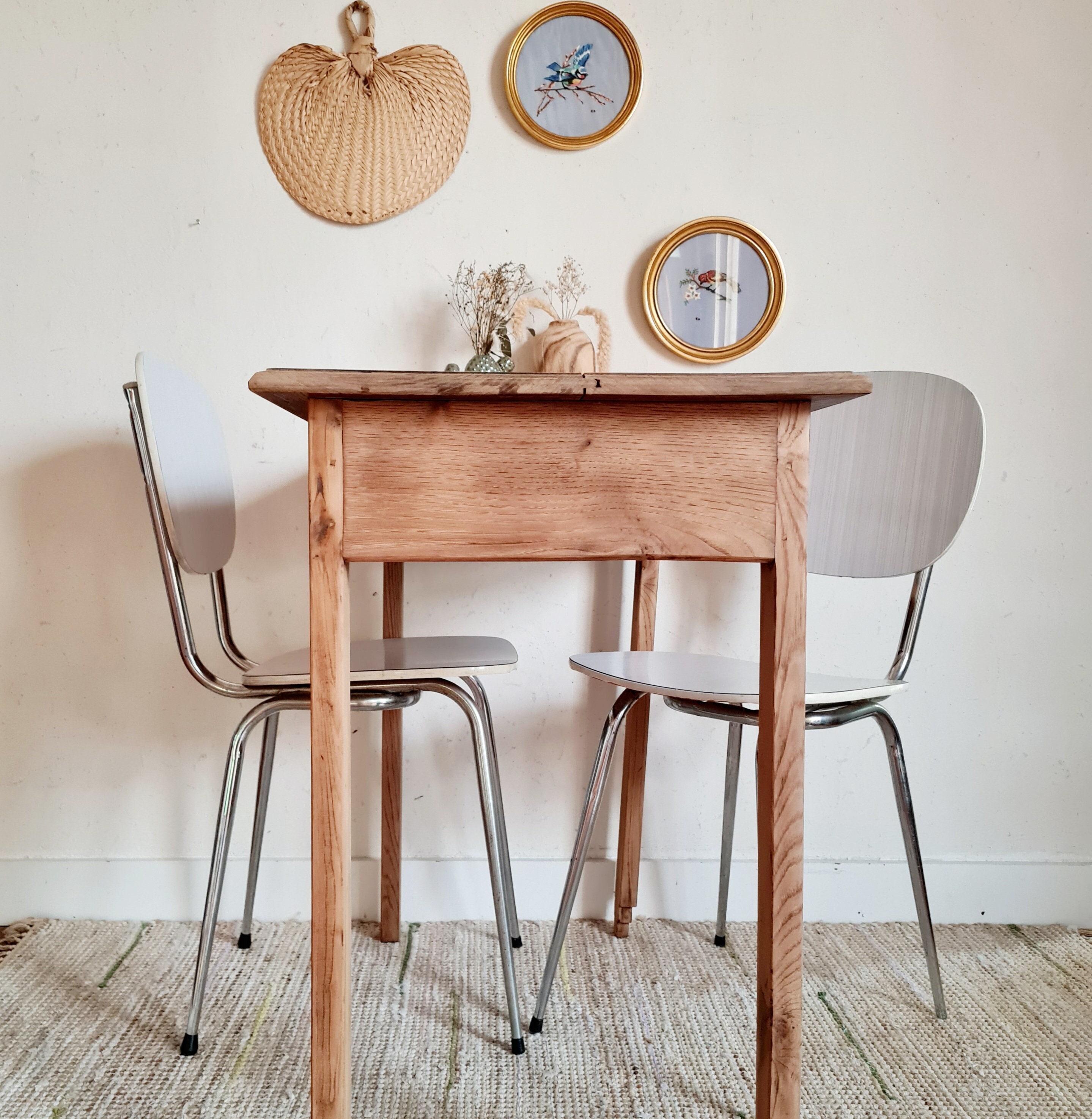 Paire de Chaises en Formica Blanc et Rayures - Chaises Vintage Blanches Factory Vintage