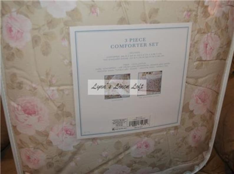 Rachel Ashwell Simply Shabby Chic Duchess Pink Floral Full/Queen 3-Piece Comforter Set - Cotton