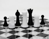 Chess Players - Black and White - 32 Pieces