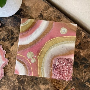 Pink Geode - Resin Art