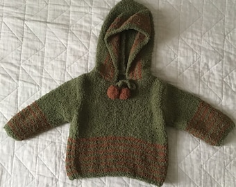 Pull à capuche veste gilet maison bébé 1 an 12 mois tricoté main vert mousse/châtaigne