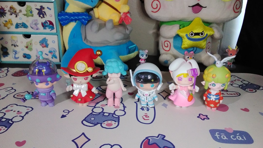 Popmart Rolie Lot of 6 Pop Mart & Rolife Figures - Etsy