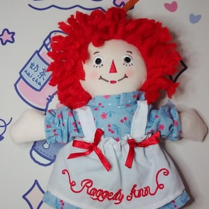 Poupée en peluche Ann Raggedy douce