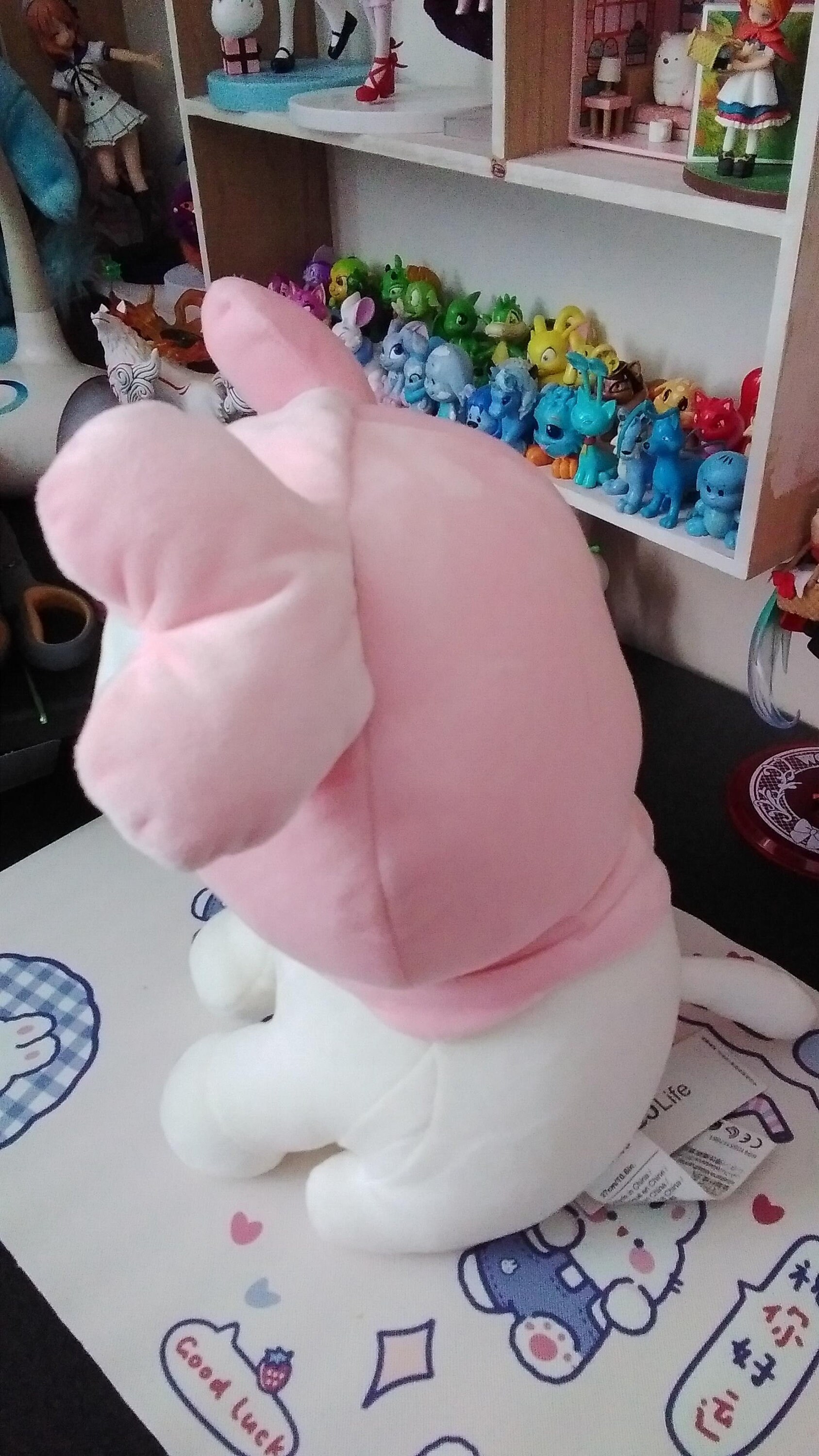 Miniso life top plush cat
