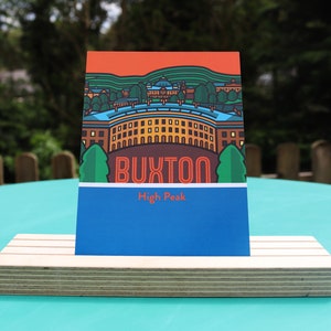 Cartolina illustrata di Buxton High Peak Derbyshire di The Crescent